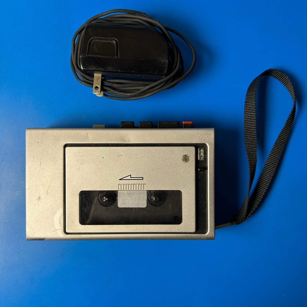Sony Cassette-Corder TCM-111.  PLEASE READ.